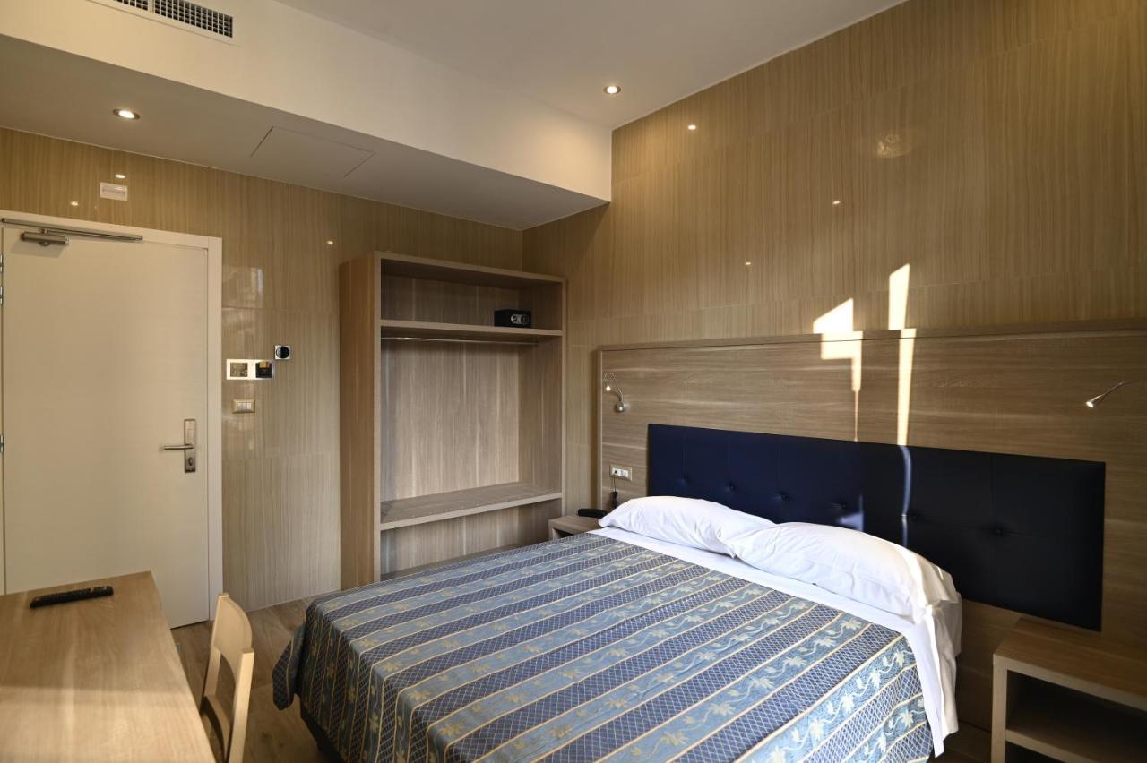 Hotel Midway Milan Extérieur photo