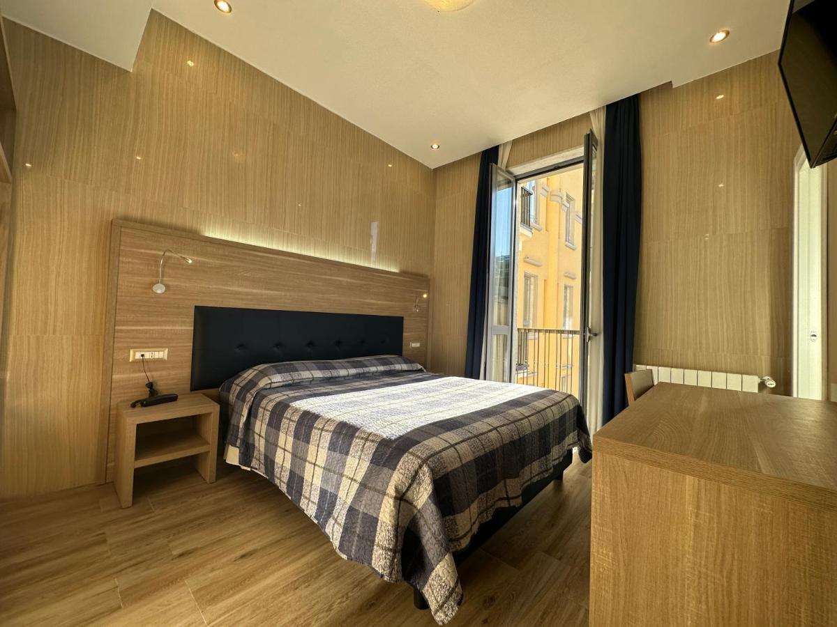 Hotel Midway Milan Extérieur photo