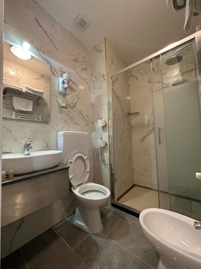 Hotel Midway Milan Extérieur photo