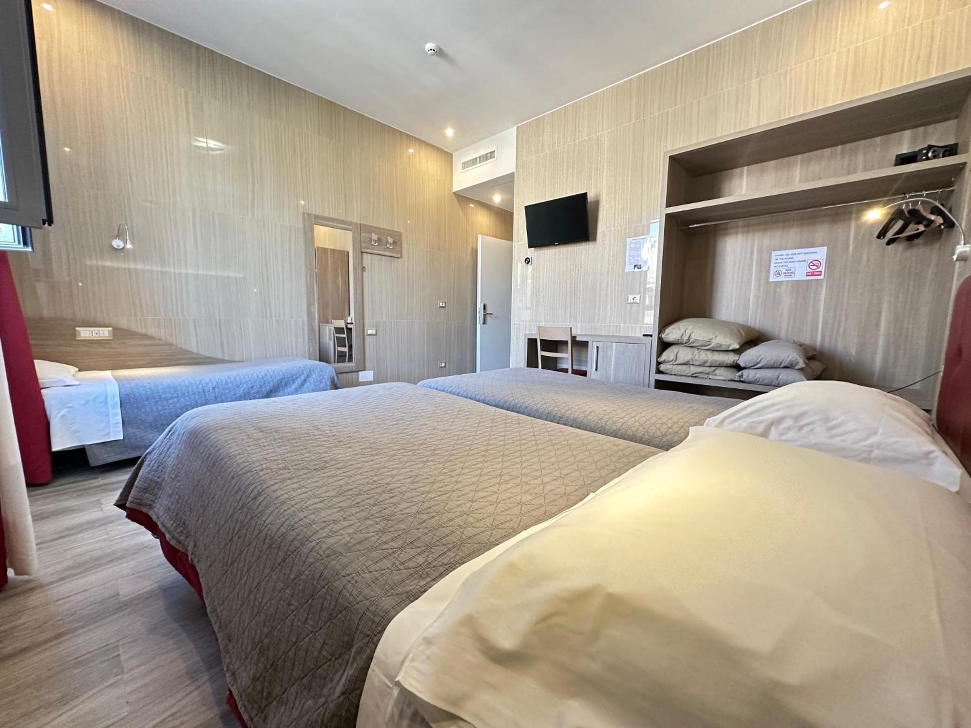 Hotel Midway Milan Extérieur photo