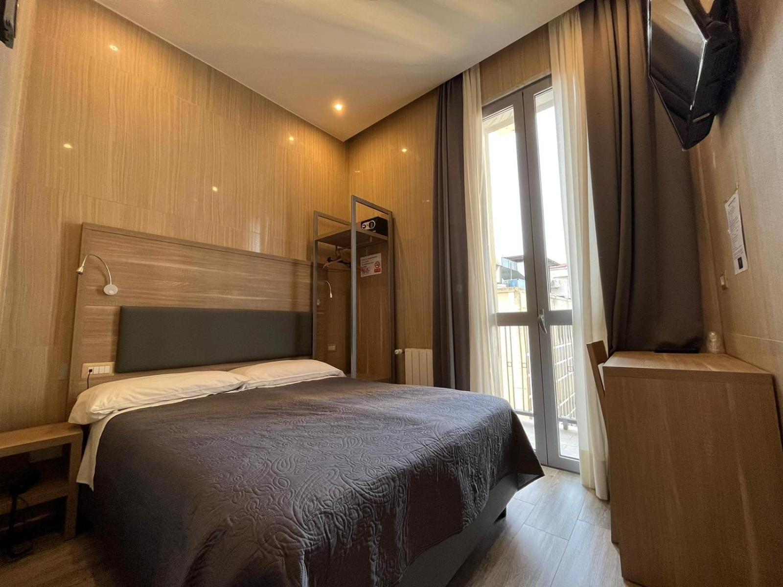 Hotel Midway Milan Extérieur photo