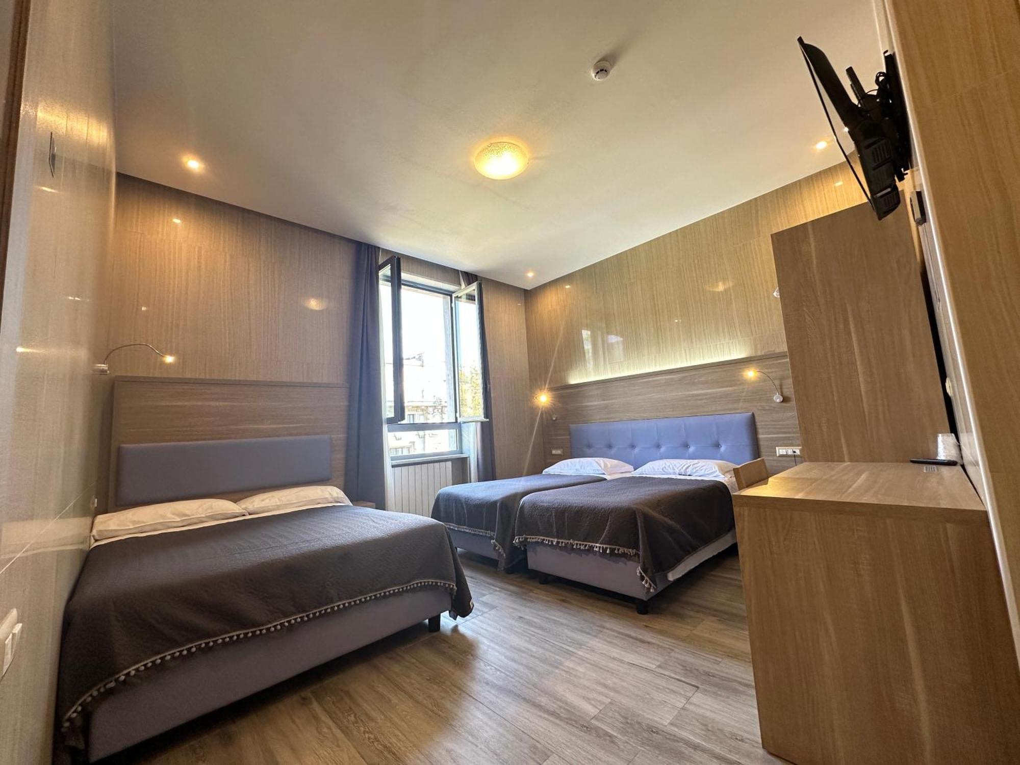 Hotel Midway Milan Extérieur photo