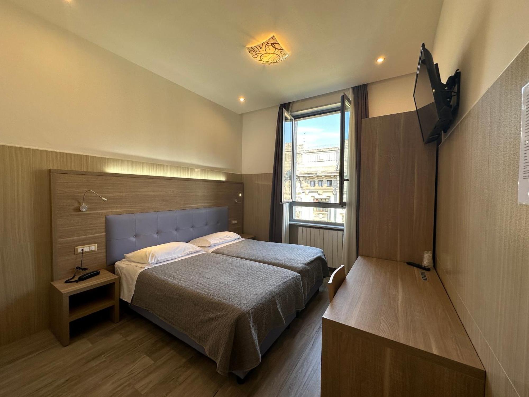 Hotel Midway Milan Extérieur photo