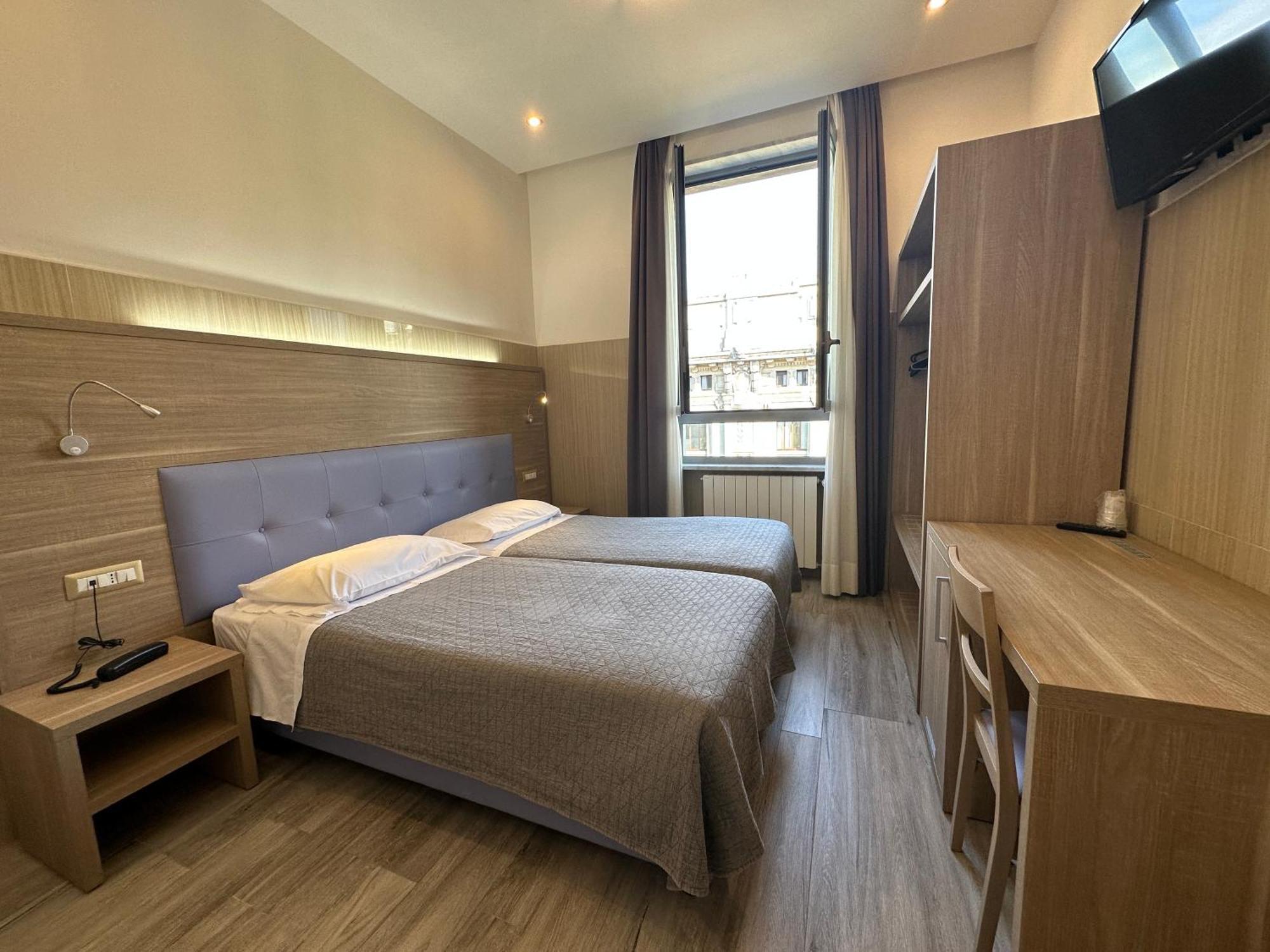 Hotel Midway Milan Extérieur photo