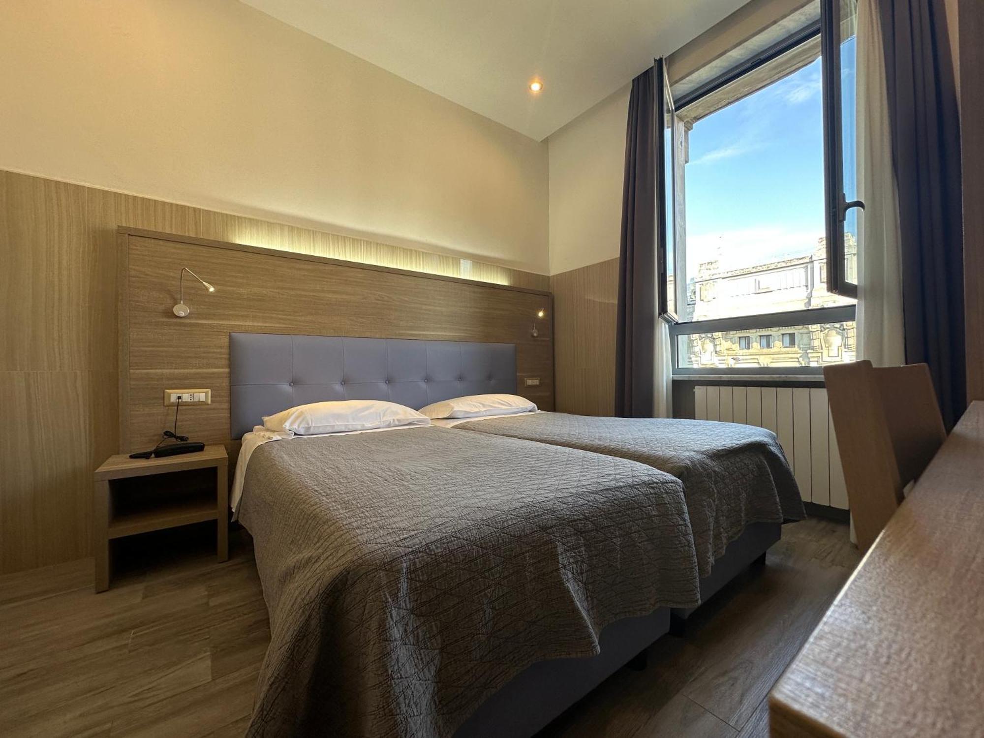 Hotel Midway Milan Extérieur photo